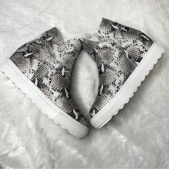 NWOB J Slides Snake Embossed Leather Wedge High Top Slip On Sneakers Women’s 8M - Picture 3 of 12